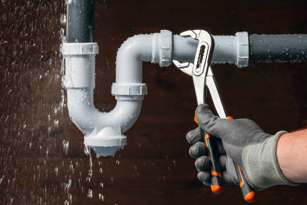 Professional Leak Detection technician working in Forestdale, RI
